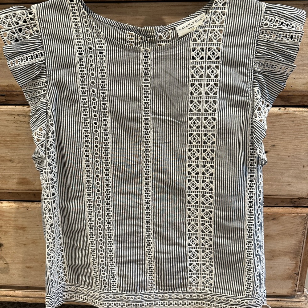 Waverly Grey Gray Boxy Ruffled Cap Sleeve Blouse with tie back